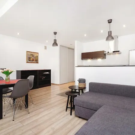 Apartment Cracow Miodowa By Renters *