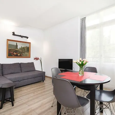 Apartment Cracow Miodowa By Renters *