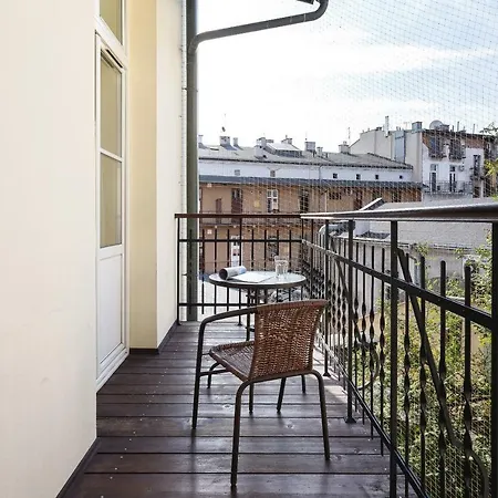 Cracow Miodowa By Renters